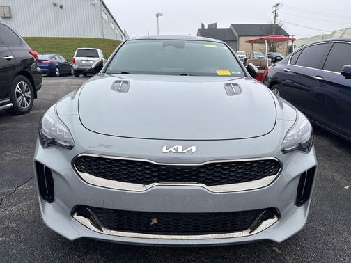 2022 Kia Stinger GT1