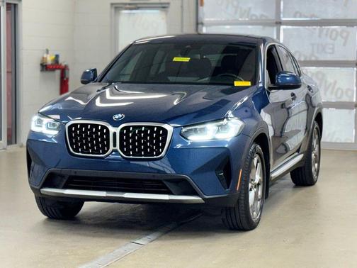 Phytonic Blue Metallic 2022 BMW X4 xDrive30i