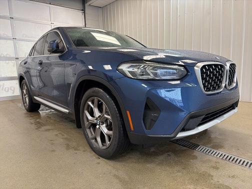 Phytonic Blue Metallic 2022 BMW X4 xDrive30i