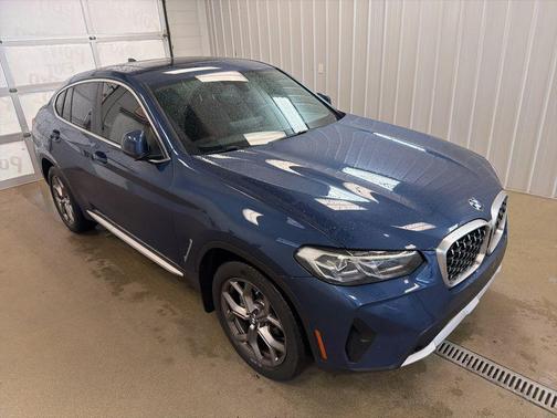 Phytonic Blue Metallic 2022 BMW X4 xDrive30i