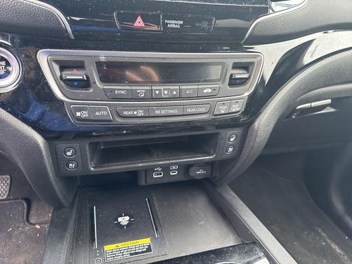 Crystal Black Pearl 2024 Honda Passport AWD Black