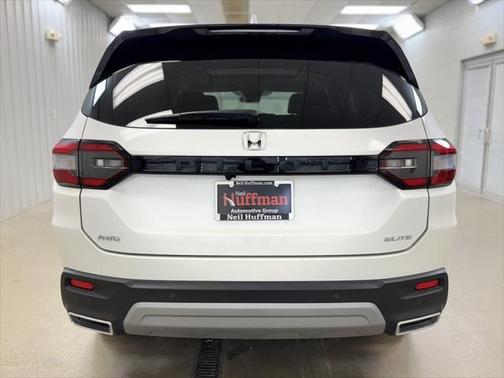 2023 Honda Pilot AWD Elite