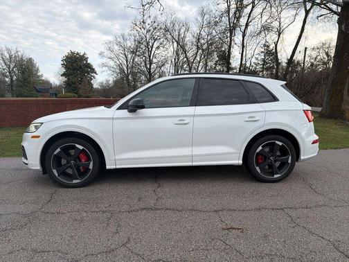 2020 Audi SQ5 3.0T Premium Plus