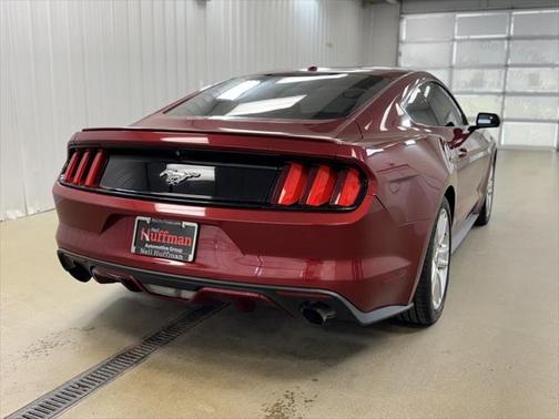 2016 Ford Mustang EcoBoost Premium