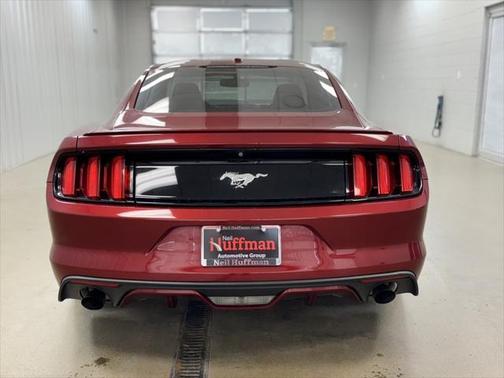 2016 Ford Mustang EcoBoost Premium