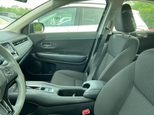 2017 Honda HR-V LX