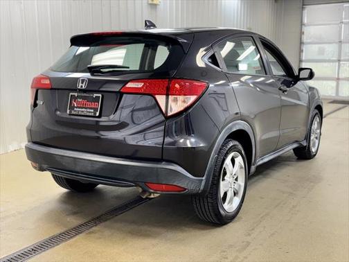 2017 Honda HR-V LX