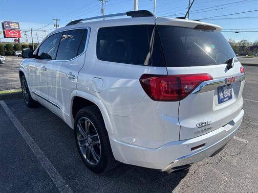 White Frost Tricoat 2019 GMC Acadia Denali