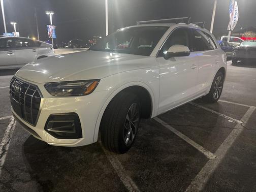 2021 Audi Q5 45 Premium Plus