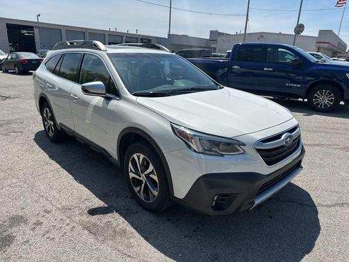 Crystal White Pearl 2020 Subaru Outback Touring XT