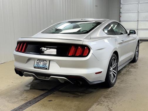 2015 Ford Mustang EcoBoost Premium