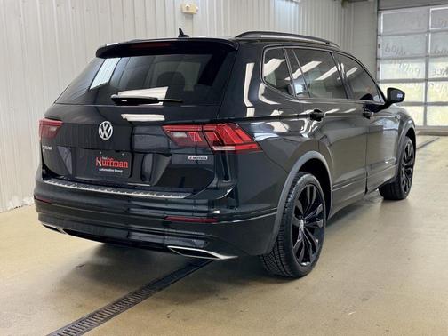 2020 Volkswagen Tiguan 2.0T SE R-Line Black 4MOTION