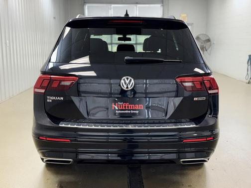 2020 Volkswagen Tiguan 2.0T SE R-Line Black 4MOTION