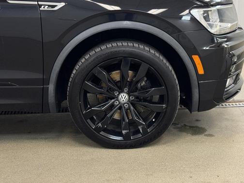 2020 Volkswagen Tiguan 2.0T SE R-Line Black 4MOTION