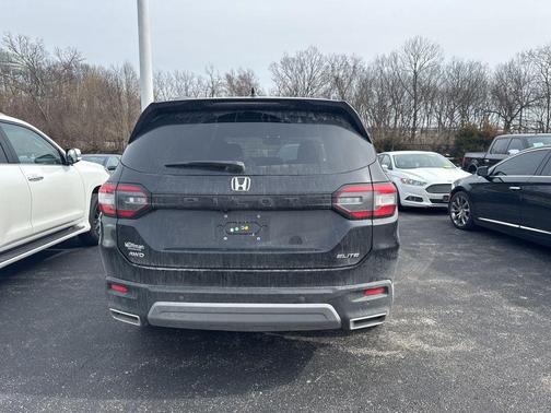 2024 Honda Pilot Elite