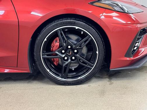 2025 Chevrolet Corvette Stingray w/2LT