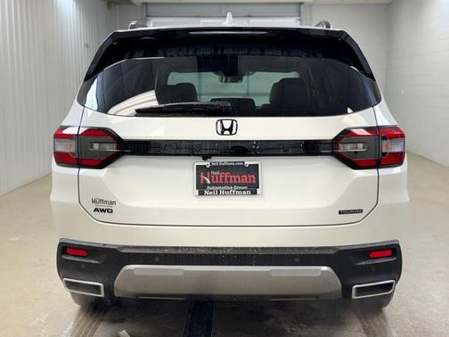 2026 Honda Pilot Touring 8-Passenger