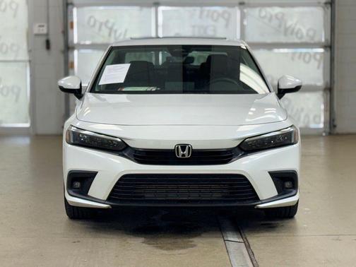 Nh-883 2023 Honda Civic Touring