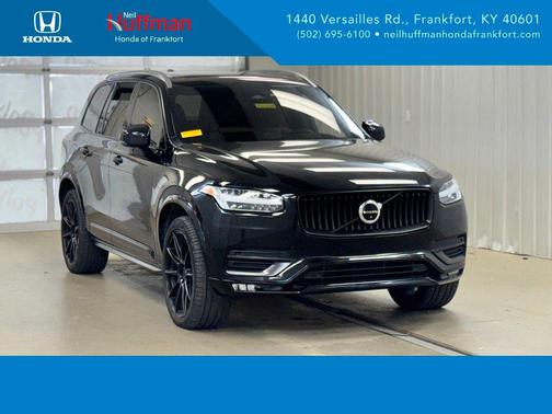 Onyx Black Metallic 2023 Volvo XC90 B6 Plus 7-Seater