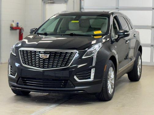 Stellar Black Metallic 2020 Cadillac XT5 Premium Luxury
