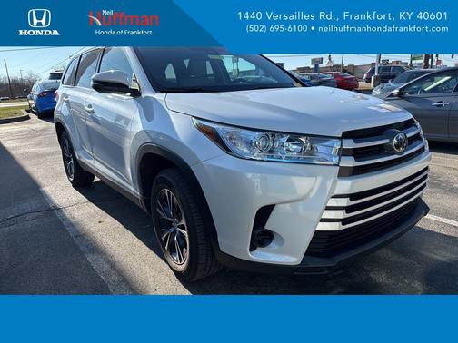 2019 Toyota Highlander LE I4