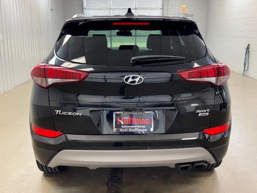 Black Noir Pearl 2018 Hyundai TUCSON Sport