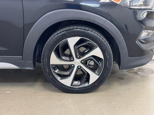 Black Noir Pearl 2018 Hyundai TUCSON Sport