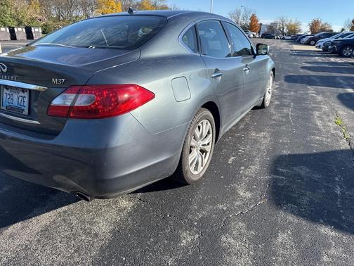 2012 INFINITI M37 Base