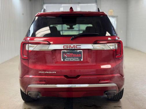 2021 GMC Acadia Denali