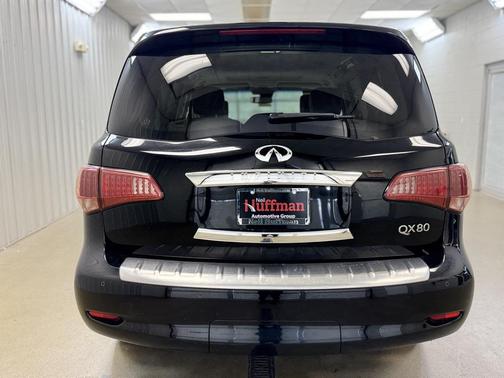 2017 INFINITI QX80 Base