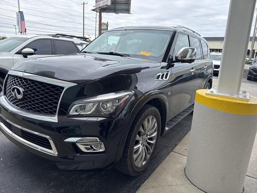 2017 INFINITI QX80 Base