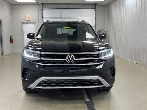 2023 Volkswagen Atlas 3.6L SE w/Technology
