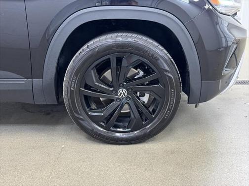 2023 Volkswagen Atlas 3.6L SE w/Technology