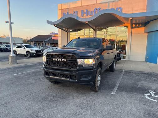 Granite Crystal Metallic Clearcoat 2022 RAM 2500 Tradesman Crew Cab 4x4 6'4' Box