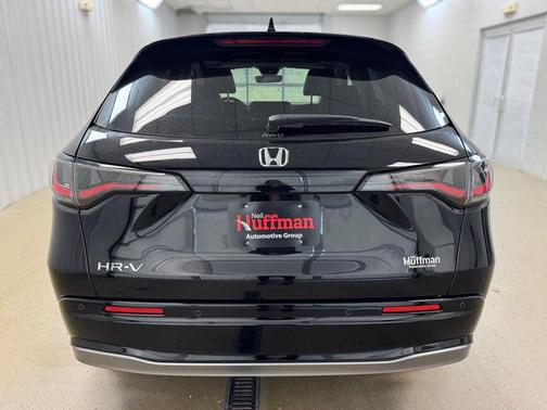 Crystal Black Pearl 2026 Honda HR-V EX-L
