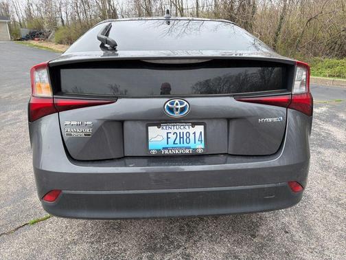 2021 Toyota Prius LE