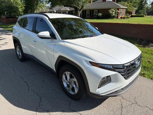 Quartz White 2022 Hyundai TUCSON SEL