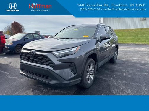 2025 Toyota RAV4 XLE