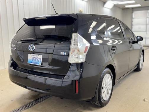 2014 Toyota Prius v Two