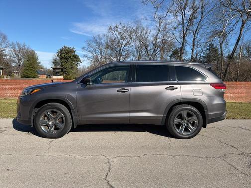 2019 Toyota Highlander Limited Platinum