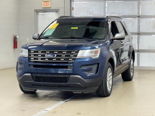 2017 Ford Explorer Base