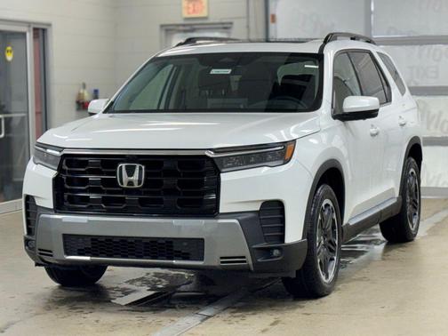2026 Honda Pilot Touring 8-Passenger