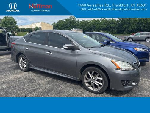 Gun Metallic 2015 Nissan Sentra SR