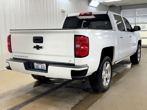 2017 Chevrolet Silverado 1500 2LT