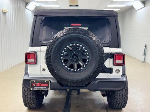 2022 Jeep Wrangler Willys