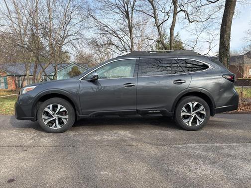 2020 Subaru Outback Touring XT