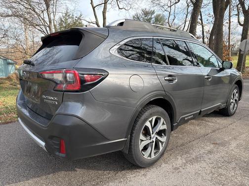 2020 Subaru Outback Touring XT