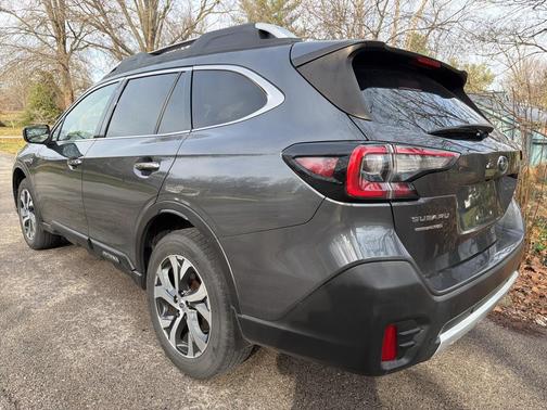 2020 Subaru Outback Touring XT