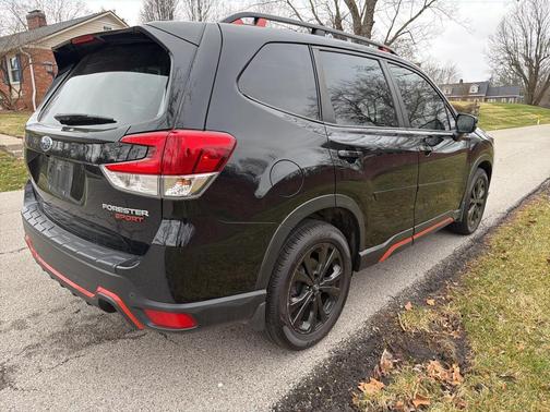 2023 Subaru Forester Sport