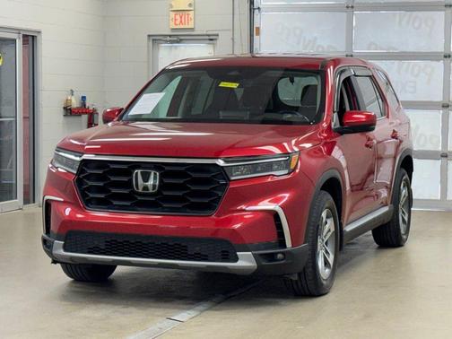 Radiant Red Metallic II 2023 Honda Pilot AWD EX-L 7 Passenger